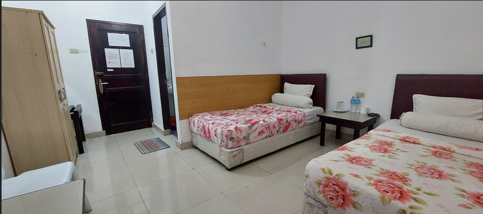 Deluxe Twin Bed