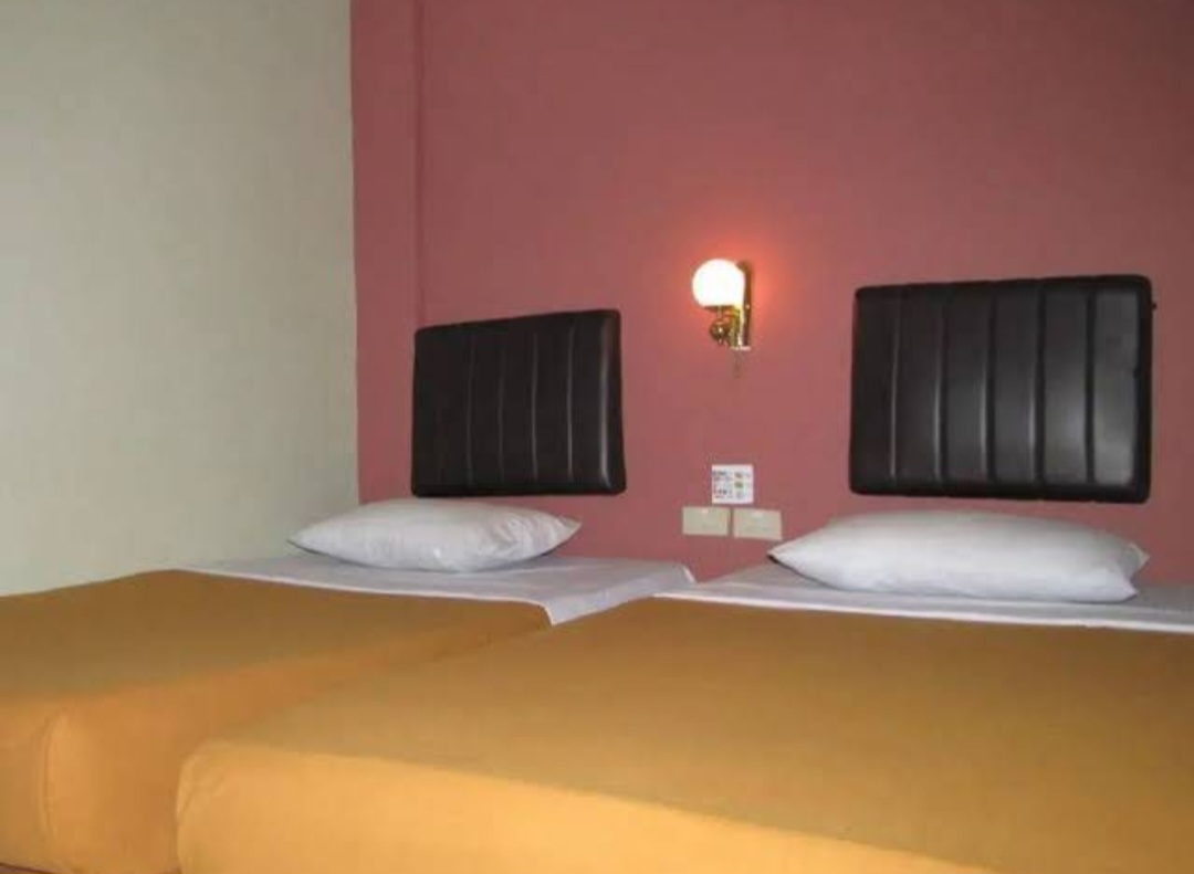 Twin Bed