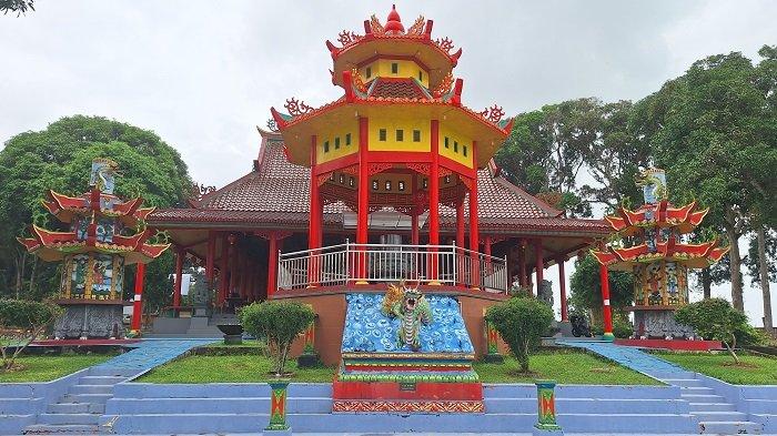 Kelenteng Dewi Laut / Kelenteng Shen Mu Miau